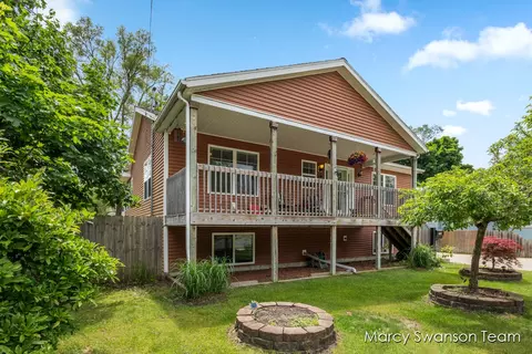 316 Burt St SE, Grand Rapids, MI 49548