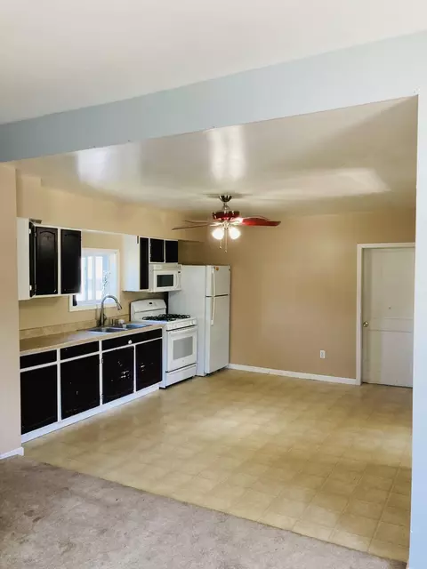 505 N Cherry St, Evart, MI 49631 photo 8