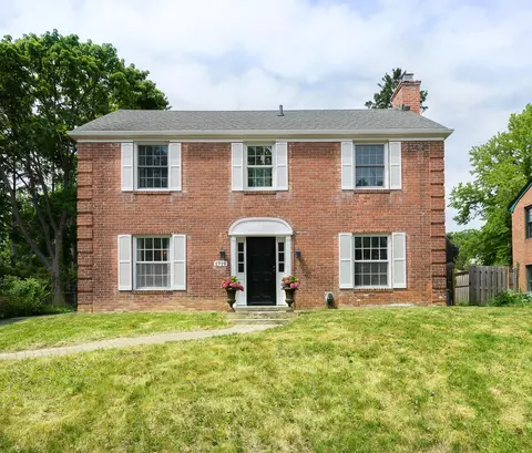 1719 Shadford Rd, Ann Arbor, MI 48104