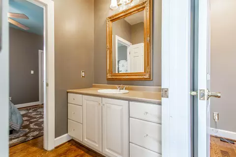 Bath - 8142 Bunton Rd, Willis, MI 48191 photo 5 of 9