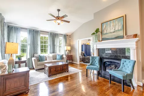 Living - 8142 Bunton Rd, Willis, MI 48191 photo 3 of 5