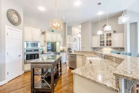 Kitchen - 8142 Bunton Rd, Willis, MI 48191 photo 3 of 4