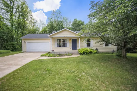1336 Centennial Ct, Plainwell, MI 49080 photo 2