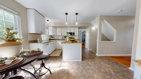 2780 Silver Spring Dr, Ann Arbor, MI 48103 photo 12