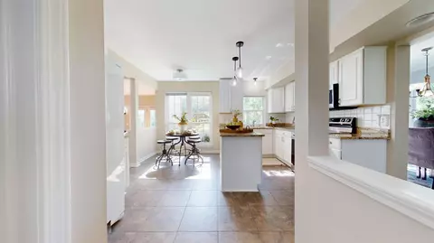 2780 Silver Spring Dr, Ann Arbor, MI 48103 photo 11