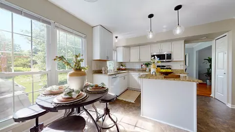 2780 Silver Spring Dr, Ann Arbor, MI 48103 photo 10