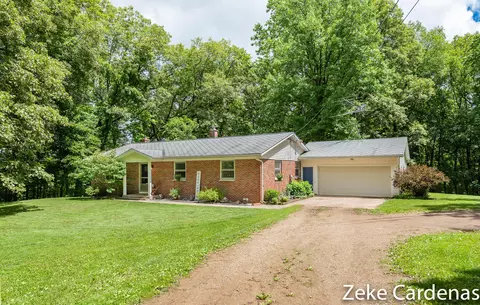 2716 N 9th St, Kalamazoo, MI 49009