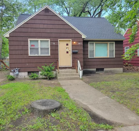3325 Glendale St, Muskegon Heights, MI 49444