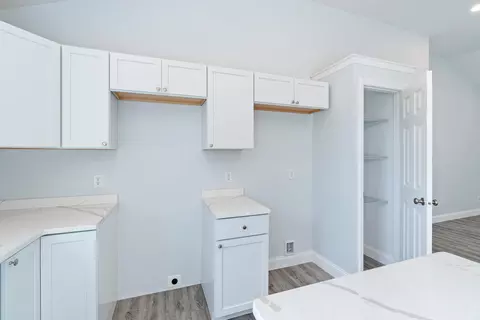 1137 Cooper Cv, Jackson, MI 49203 photo 8