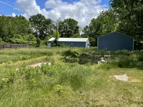 60717 M-51 S, Dowagiac, MI 49047