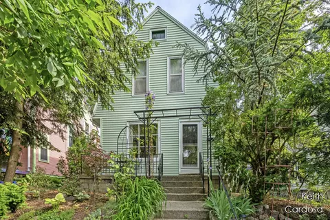 927 Virginia St SE, Grand Rapids, MI 49506