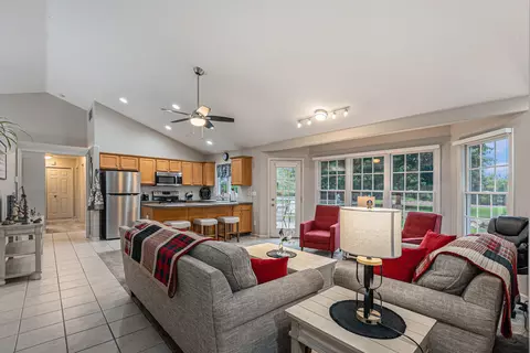 32 Dickens St, Spring Arbor, MI 49283 photo 8