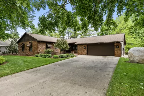 4317 Choctaw Dr SW, Grandville, MI 49418