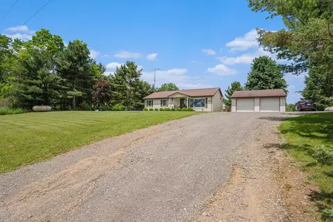 7966 Cain Rd, Jackson, MI 49201