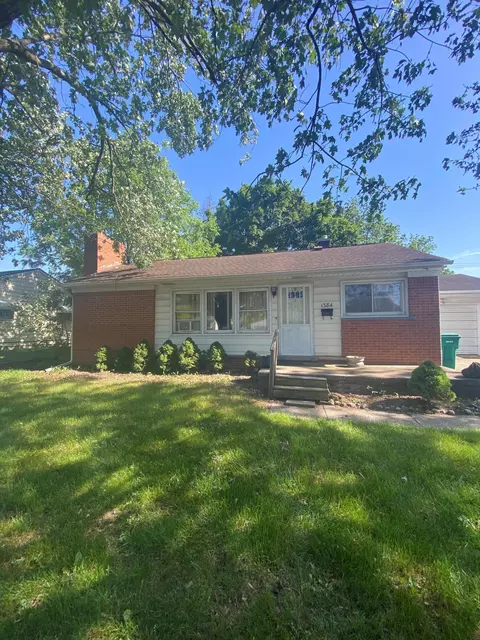 1384 Duncan Ave, Ypsilanti, MI 48198