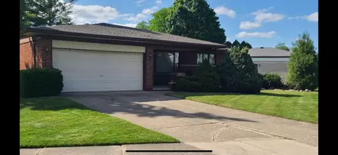 31631 Carion Dr, Warren, MI 48092