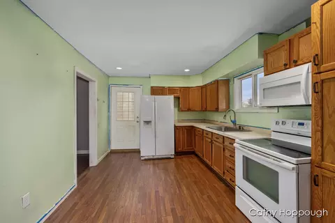 9440 W Howe Rd, Eagle, MI 48822 photo 7