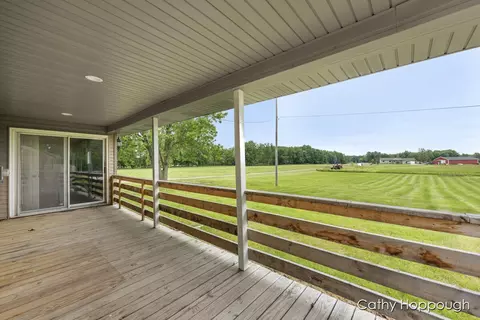 9440 W Howe Rd, Eagle, MI 48822 photo 17