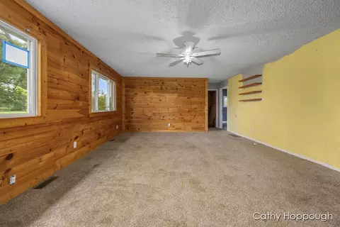 9440 W Howe Rd, Eagle, MI 48822 photo 5