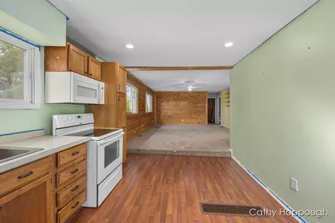 9440 W Howe Rd, Eagle, MI 48822 photo 9