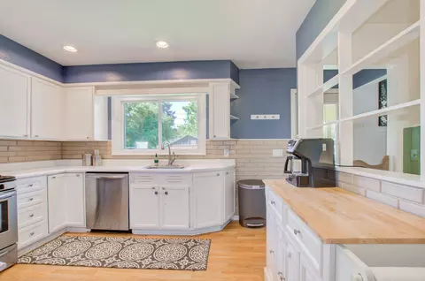 1520 Devonshire Rd, Jackson, MI 49203 photo 7