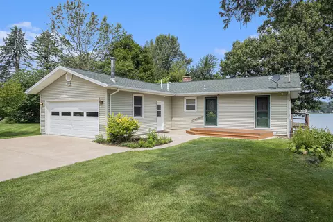 13068 Spence Rd, Three Rivers, MI 49093