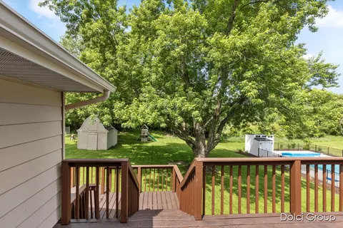 135 Alewa Dr NW, Grand Rapids, MI 49504