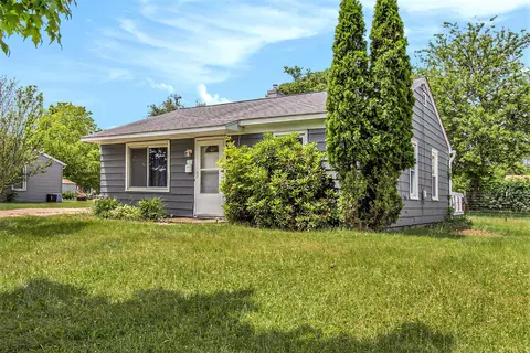1309 Cooper St, Albion, MI 49224