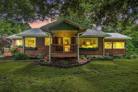 67521 Union Rd, Union, MI 49130