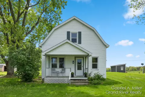 66 19 Mile Rd NE, Cedar Springs, MI 49319