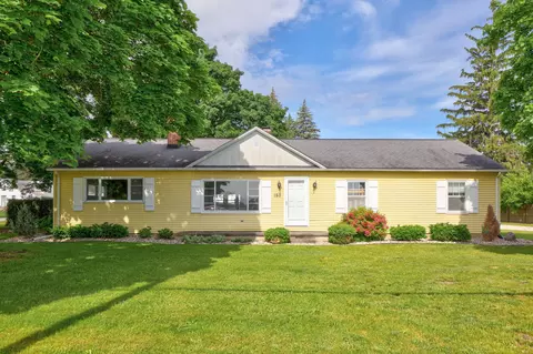 150 S Hemlock Rd, Hemlock, MI 48626