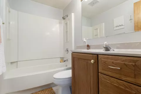 824 Forest St, Marshall, MI 49068 photo 11