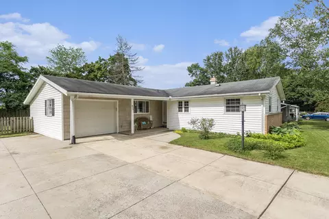 824 Forest St, Marshall, MI 49068 photo 2