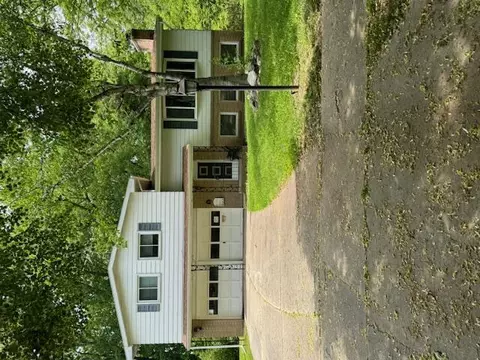 2219 Shenandoah Dr NW, Grand Rapids, MI 49504