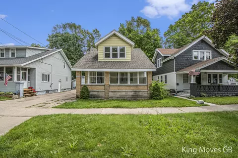 1508 Powers Ave NW, Grand Rapids, MI 49504