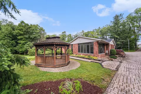3589 Hendee Rd, Jackson, MI 49201 photo 31