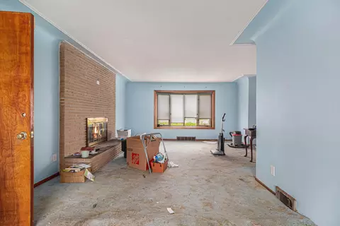 38803 Ecorse Rd, Romulus, MI 48174 photo 8