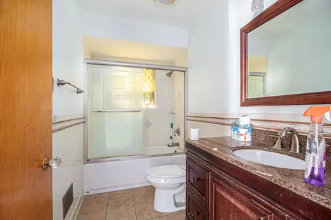 38803 Ecorse Rd, Romulus, MI 48174 photo 13