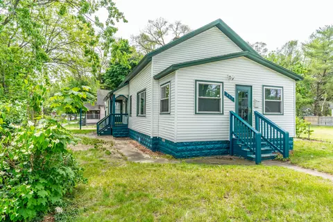 461 Amity Ave, Muskegon, MI 49442