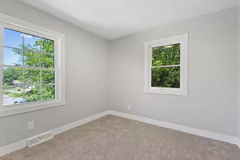 3342 Devon Dr NE, Grand Rapids, MI 49546 photo 24