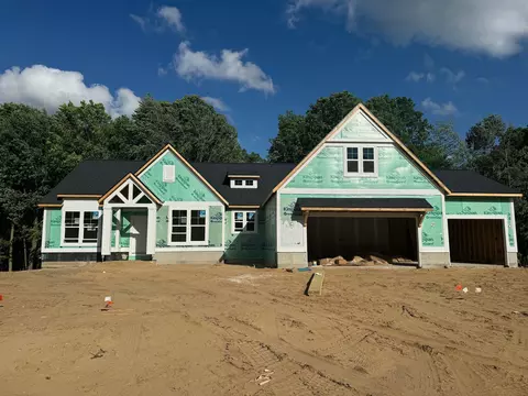 8138 Fall Harvest Ct, Rockford, MI 49341