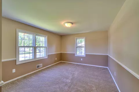 739 Royal Dr, Jackson, MI 49202 photo 21