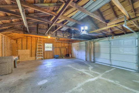 739 Royal Dr, Jackson, MI 49202 photo 39