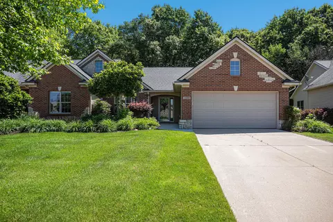 12260 Aleigha Dr, Grand Rapids, MI 49534
