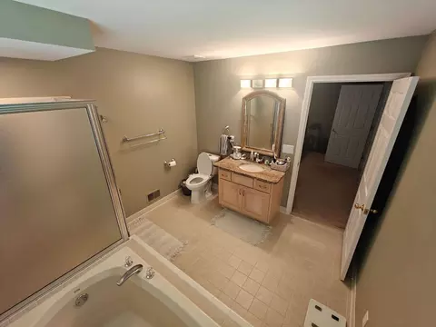 48522 Pin Oak Dr, Macomb, MI 48044 photo 39