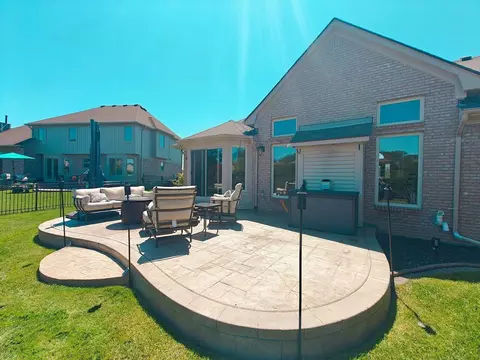48522 Pin Oak Dr, Macomb, MI 48044 photo 19