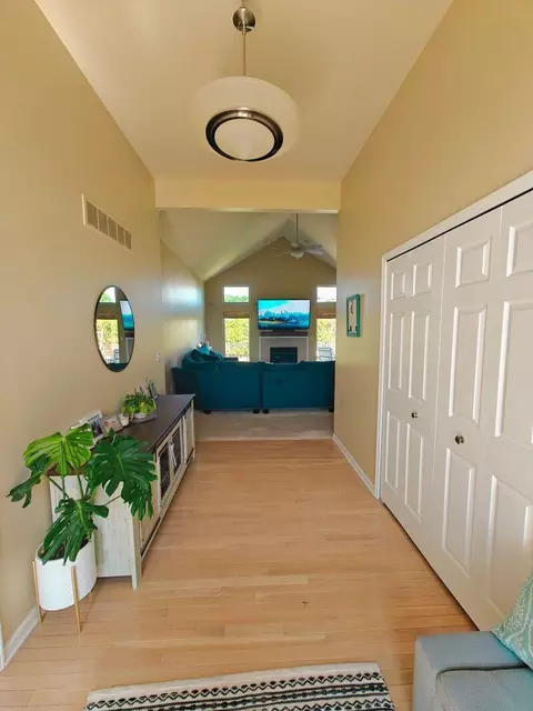 48522 Pin Oak Dr, Macomb, MI 48044 photo 12