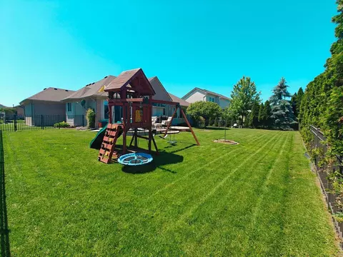 48522 Pin Oak Dr, Macomb, MI 48044 photo 20