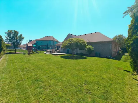 48522 Pin Oak Dr, Macomb, MI 48044 photo 37