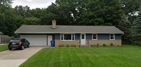 9535 Corduroy St, Portage, MI 49002